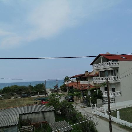 Ο Ακλόνητος Aparthotel Néa Meságkala Buitenkant foto
