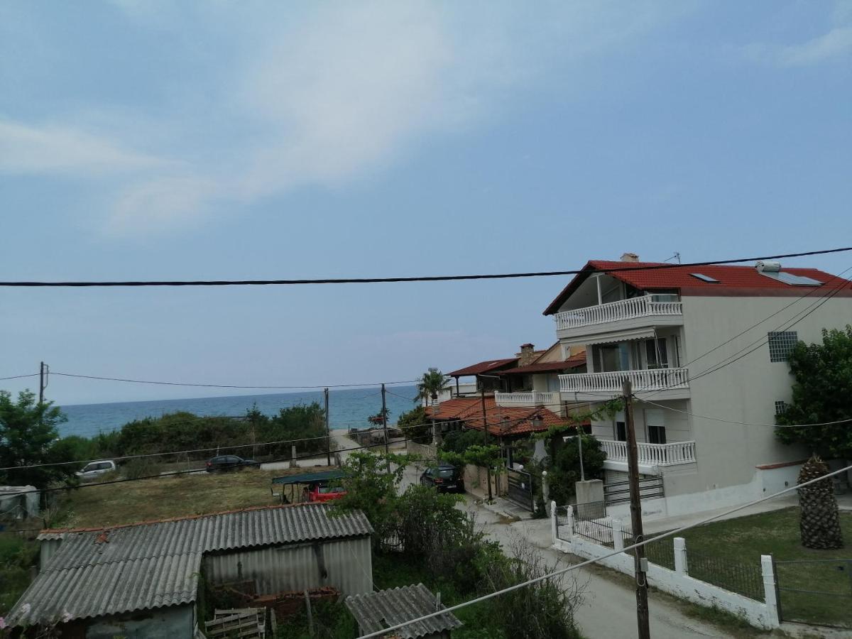 Ο Ακλόνητος Aparthotel Néa Meságkala Buitenkant foto