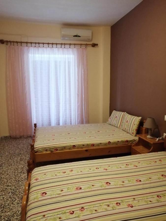 Ο Ακλόνητος Aparthotel Néa Meságkala Buitenkant foto